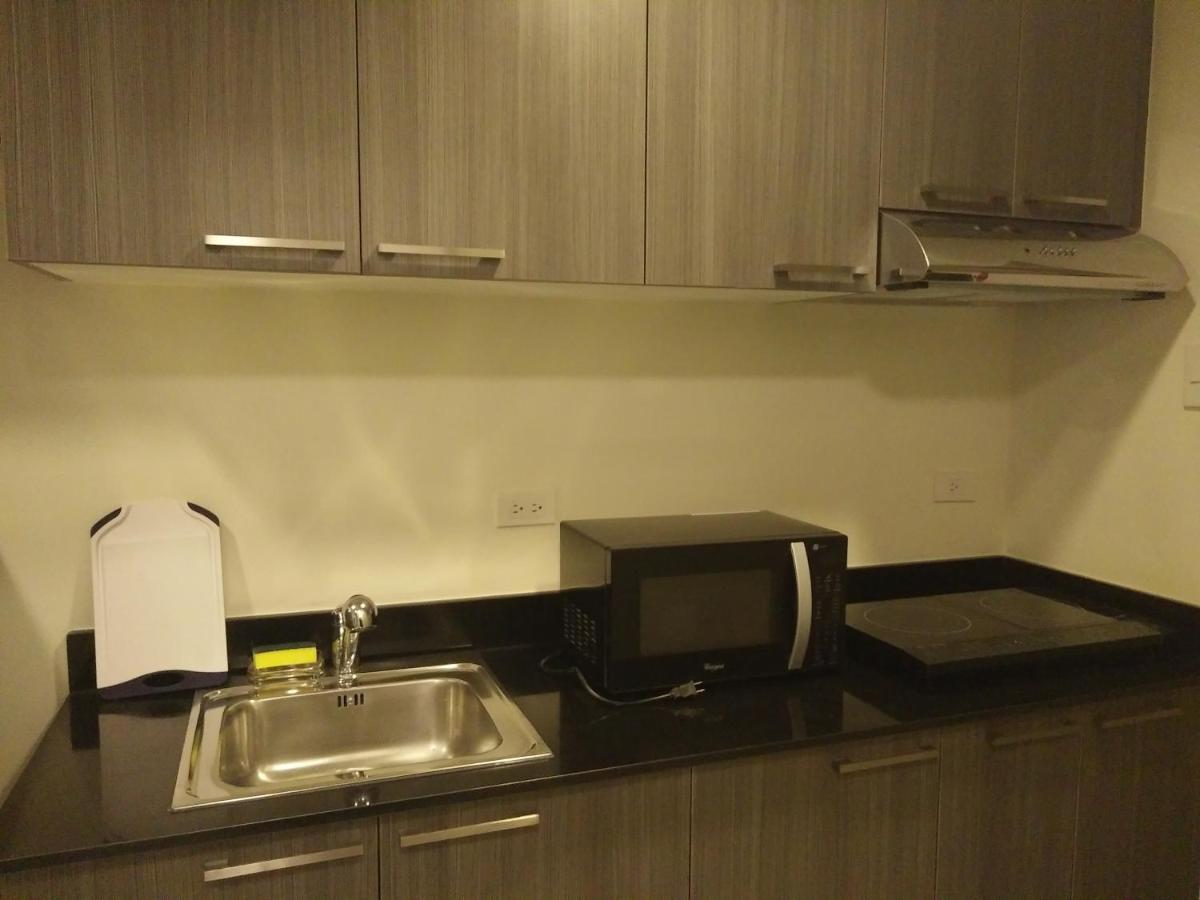 Cozy In Currency Ortigas Aparthotel